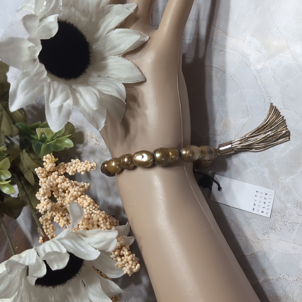 WHBM Gold Metallic Freshwater Pearls Stretch Bracelet w/ Tassel NWT $50